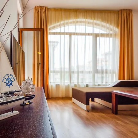 Apartmán In Pomorie Mit Garten Und Gemeinsamem Pool *